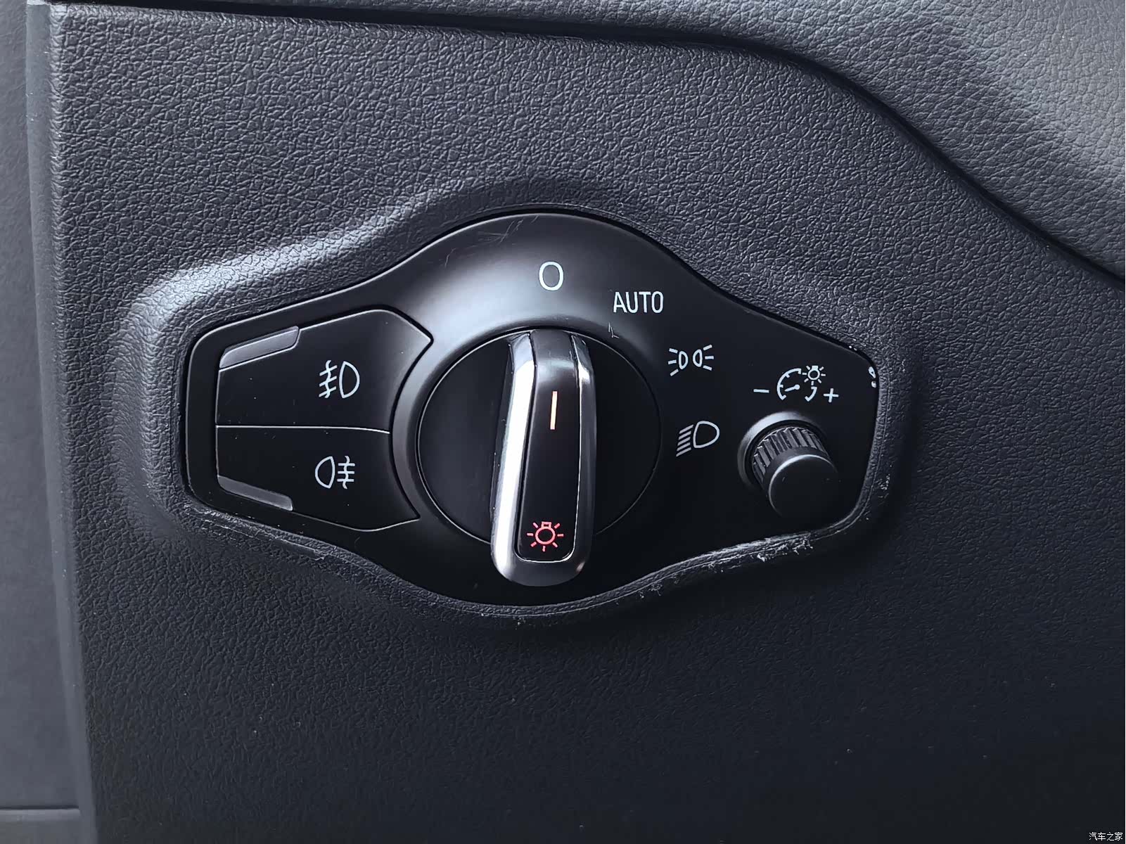 Audi Q5, 2016 24