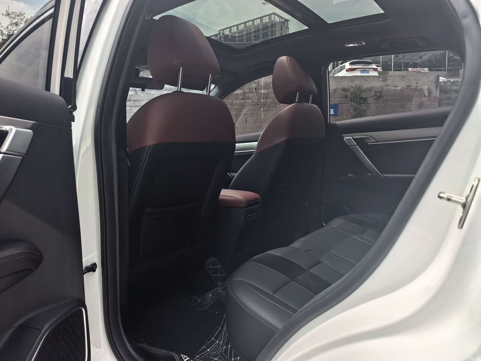 Geely Coolray, 2022 все фото