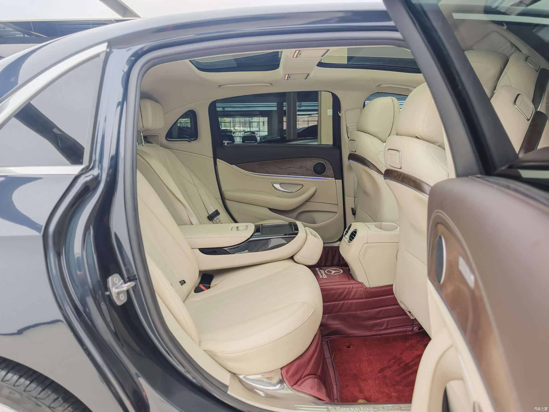 Mercedes-Benz E-Class, 2017 6
