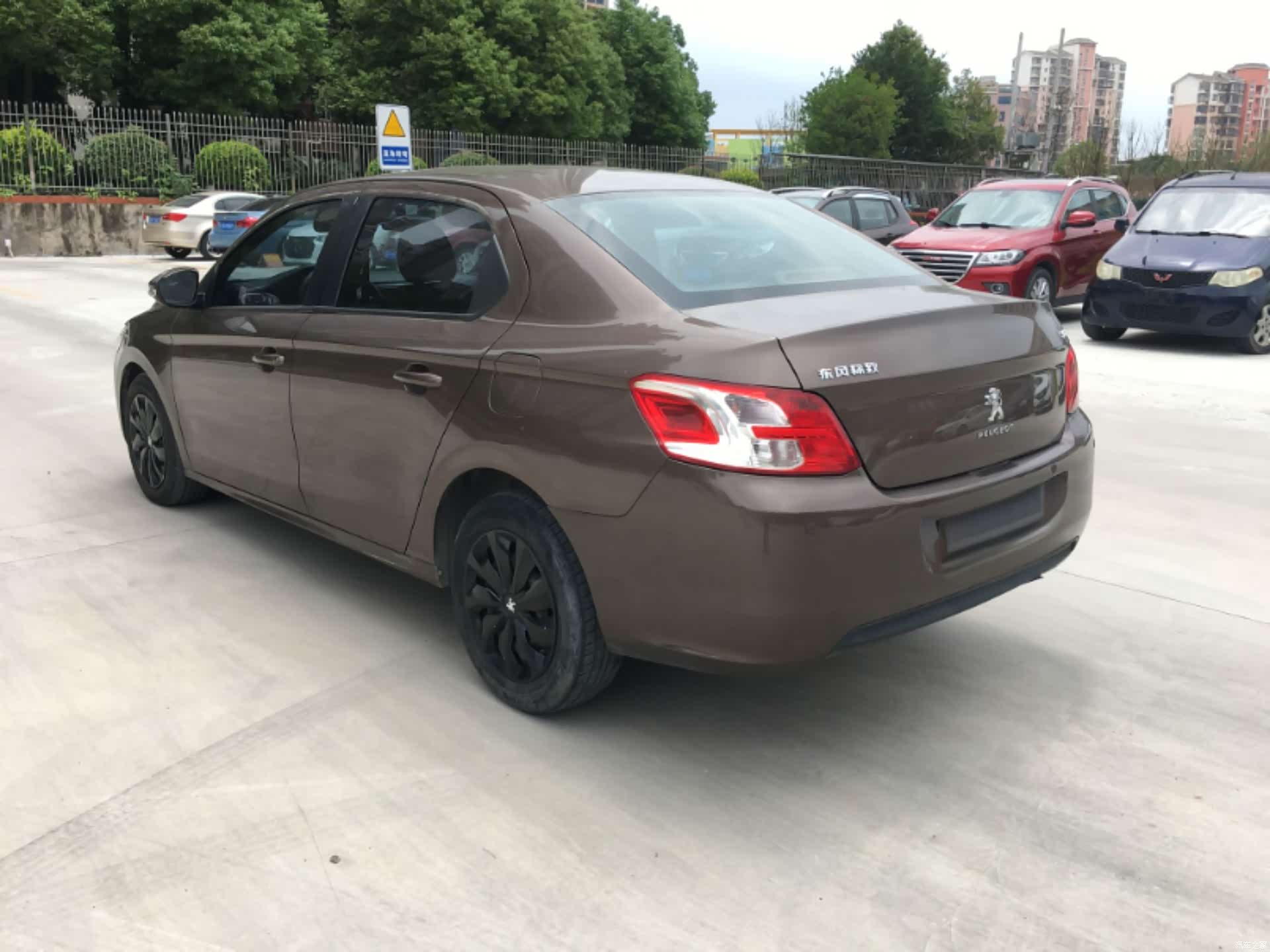 Peugeot 301, 2015 10