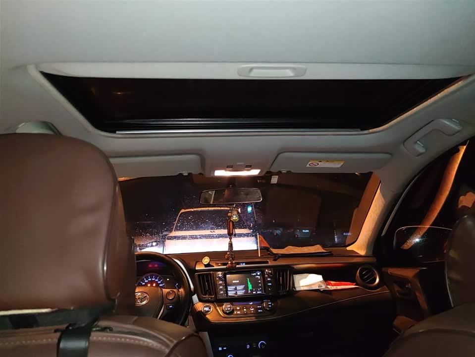 Toyota RAV4 Rongfang