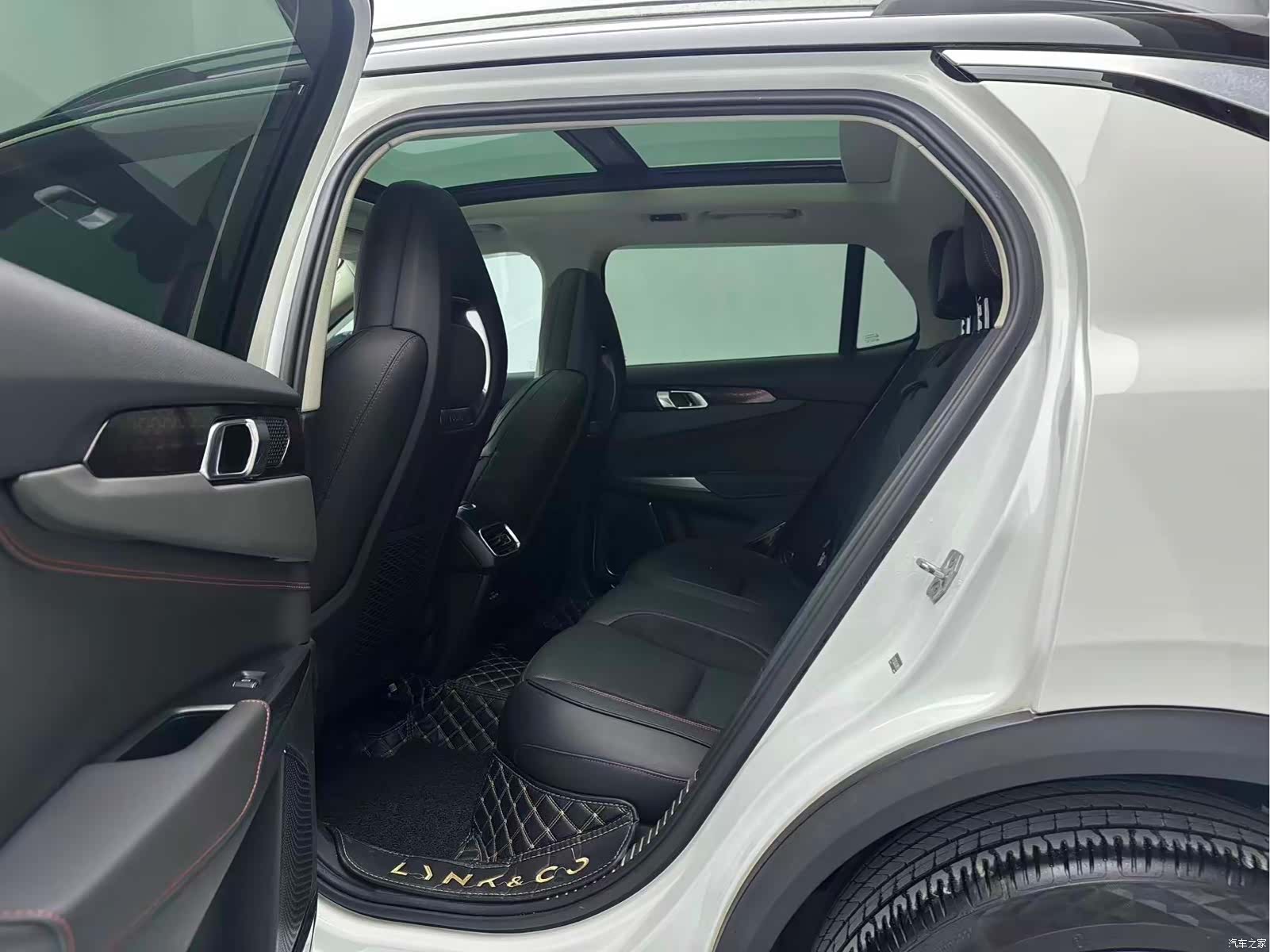 Lynk & Co 01, 2019 10