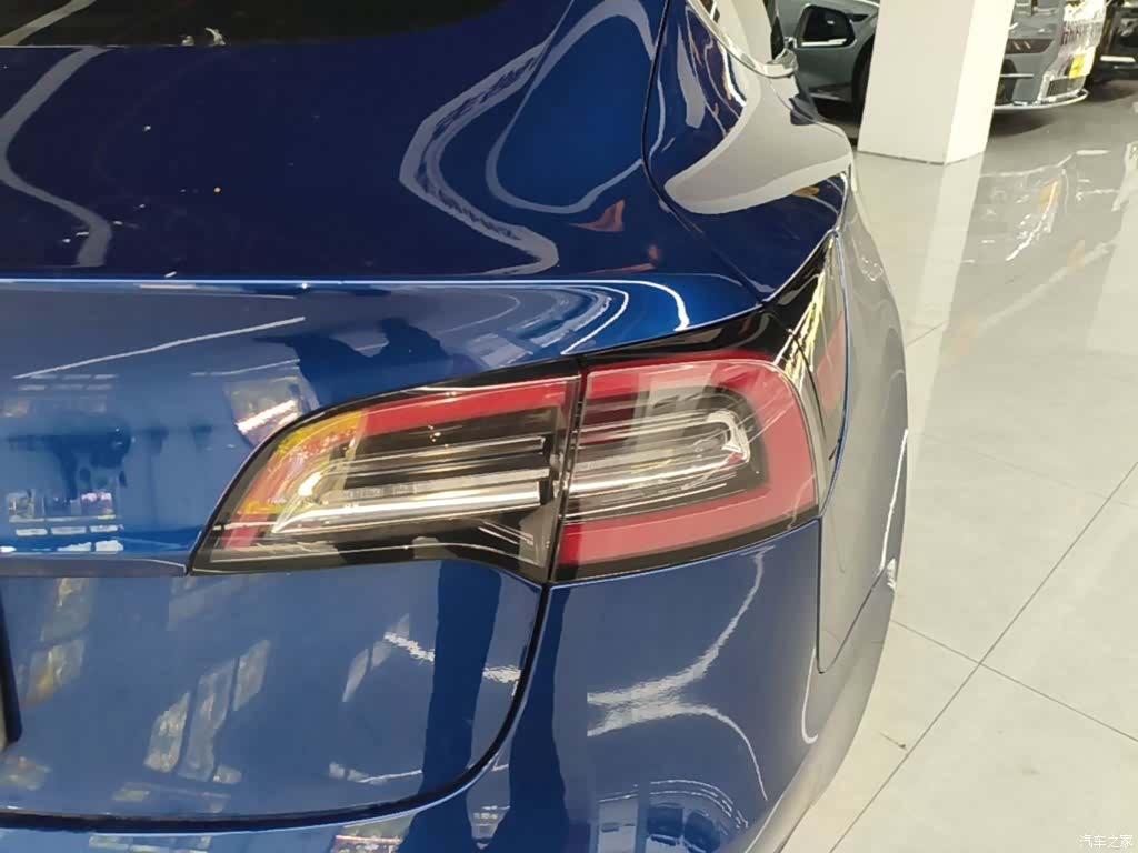 Tesla Model 3, 2019 8