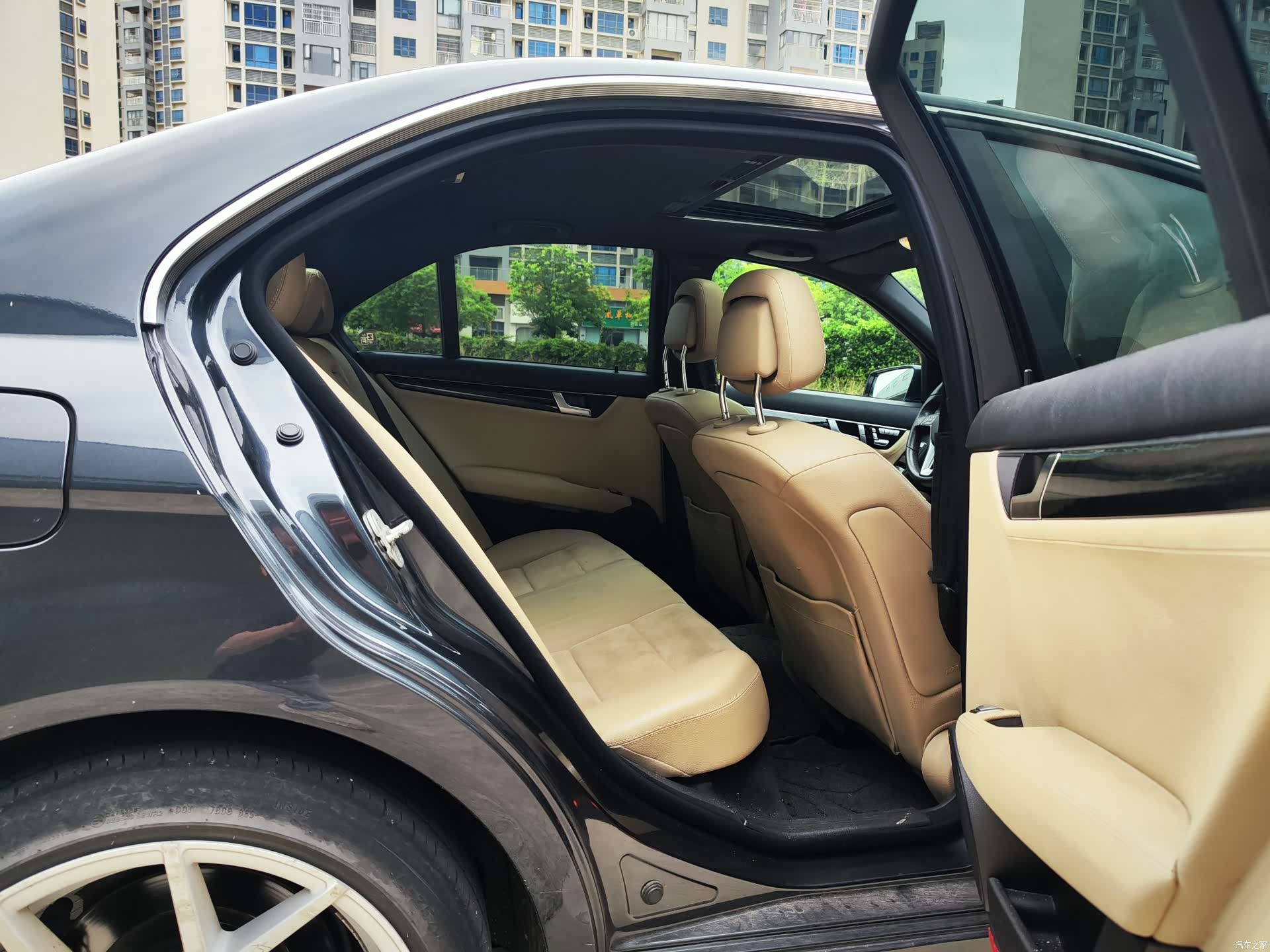 Mercedes-Benz C-Class, 2014 10