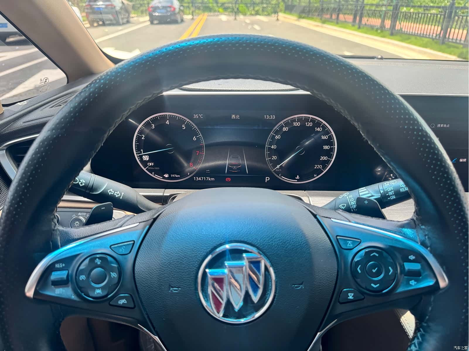 Buick GL8, 2021 9