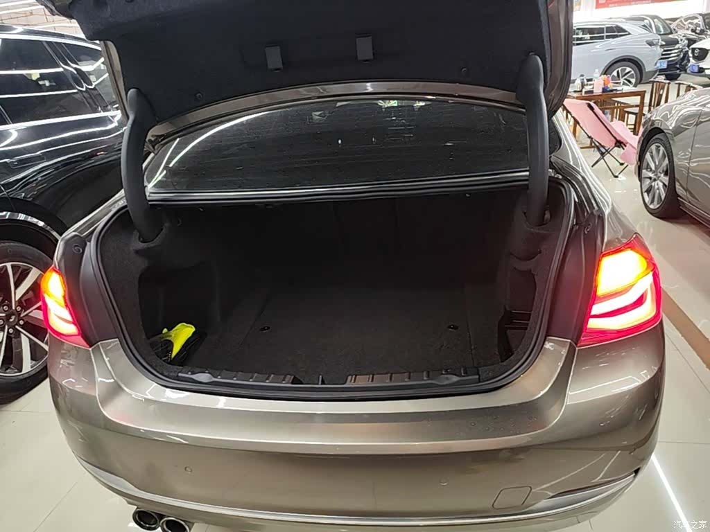 BMW 3 Series, 2018 19