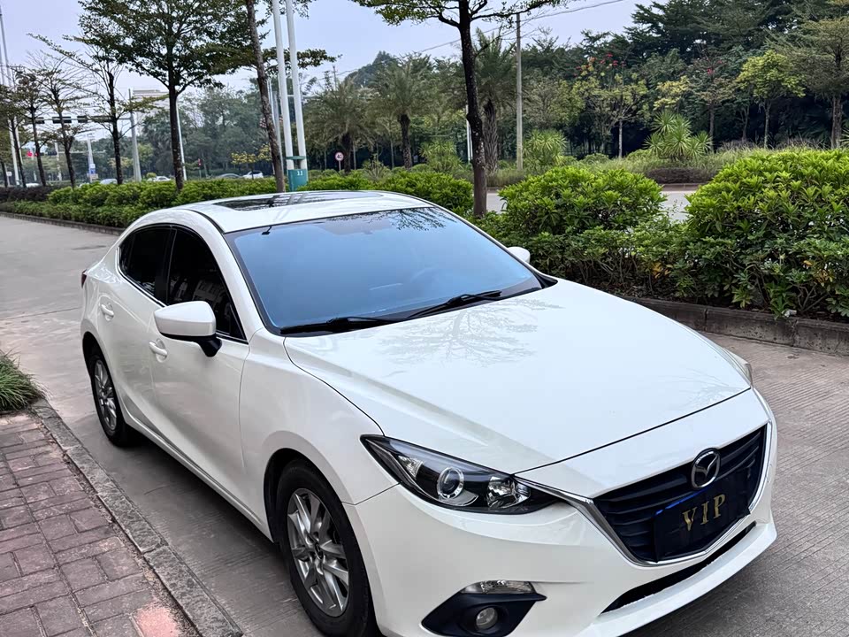 Mazda 3 Angkesaila