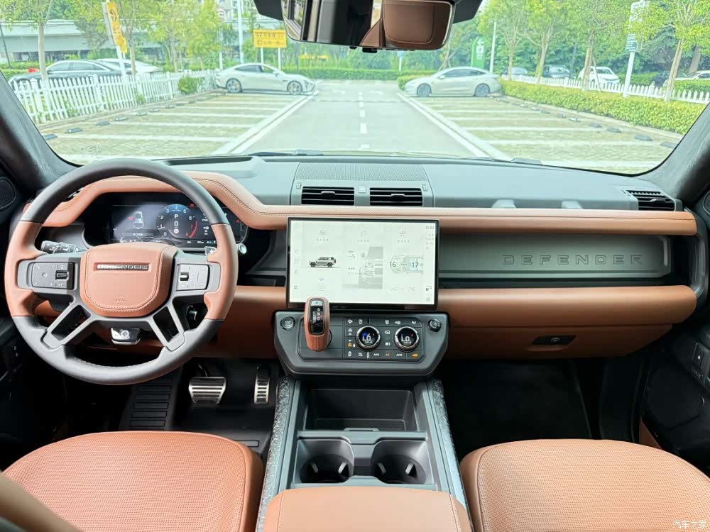 Land Rover Defender, 2026 29