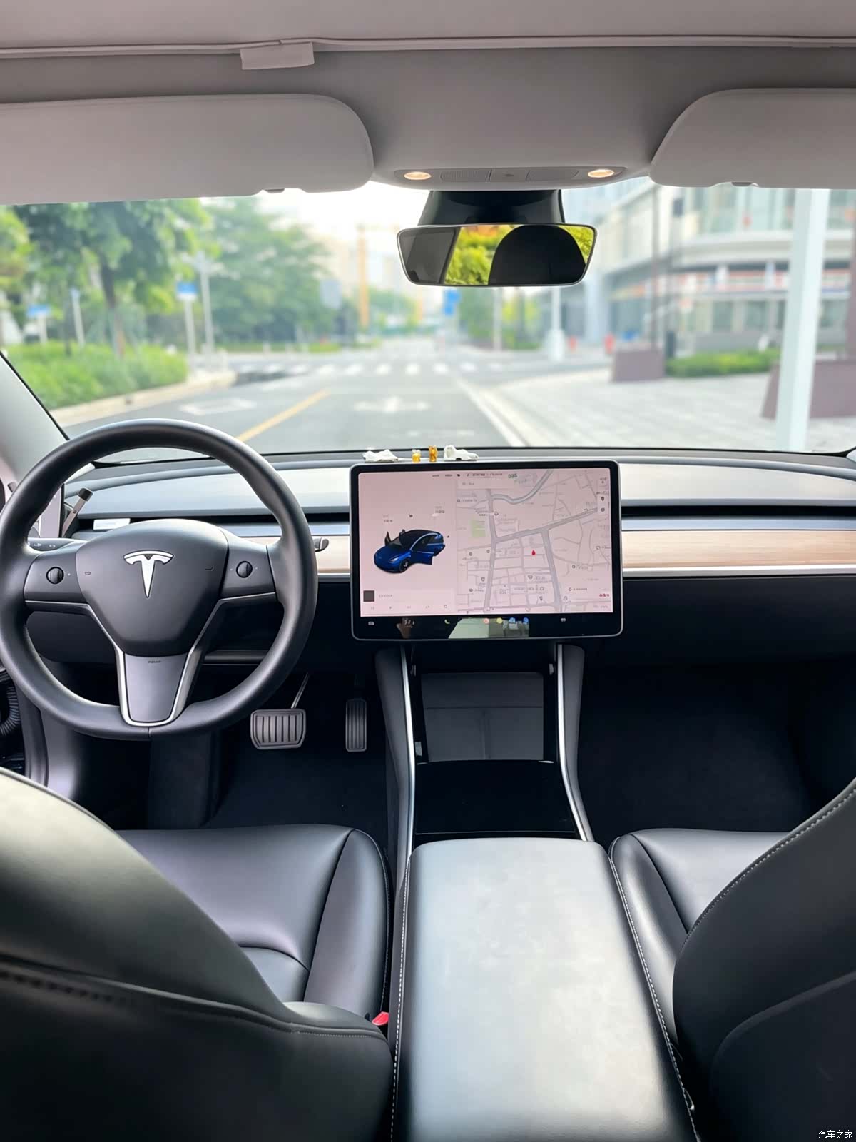 Tesla Model 3, 2021 11