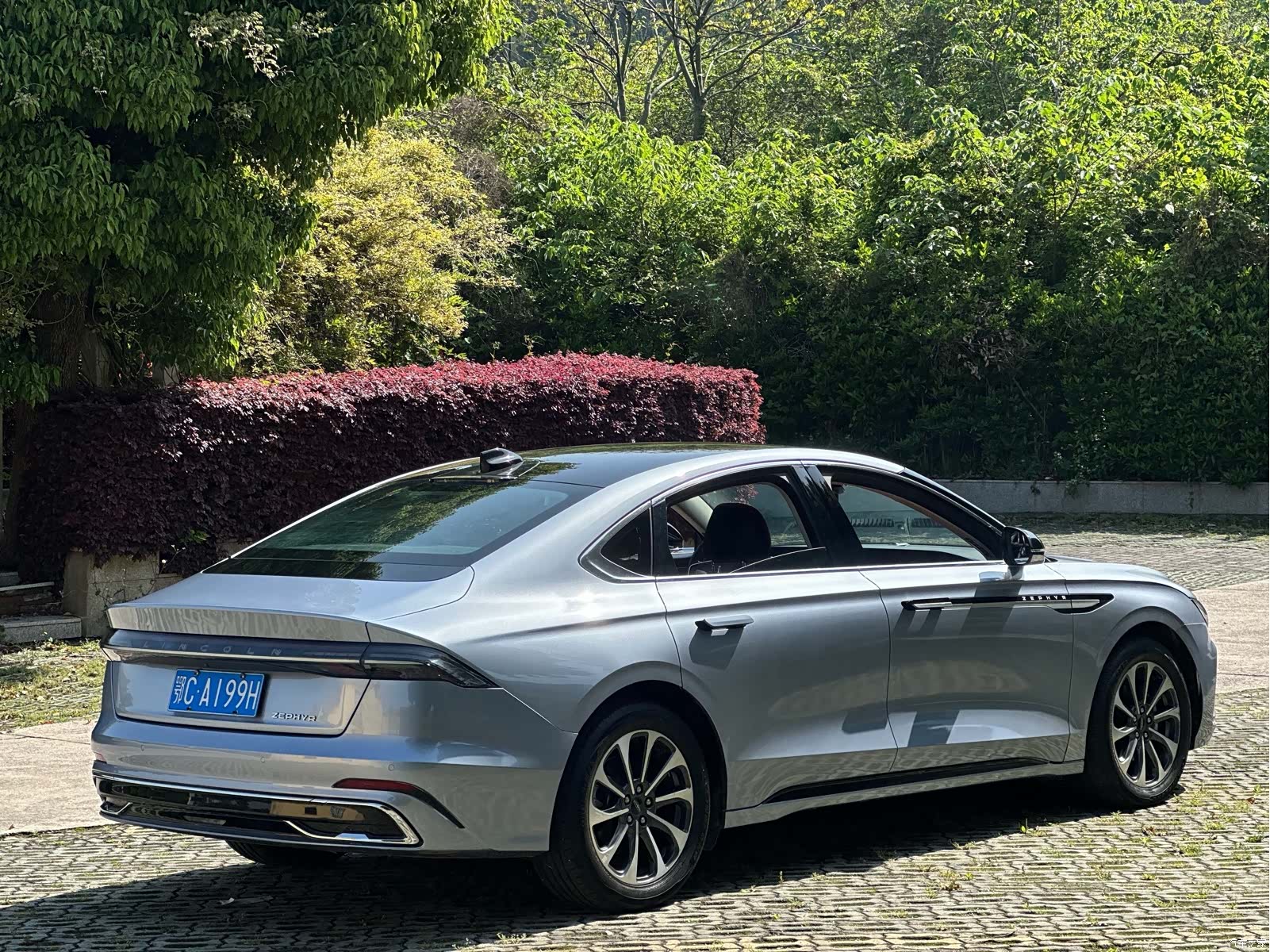 Lincoln Z, 2023 все фото