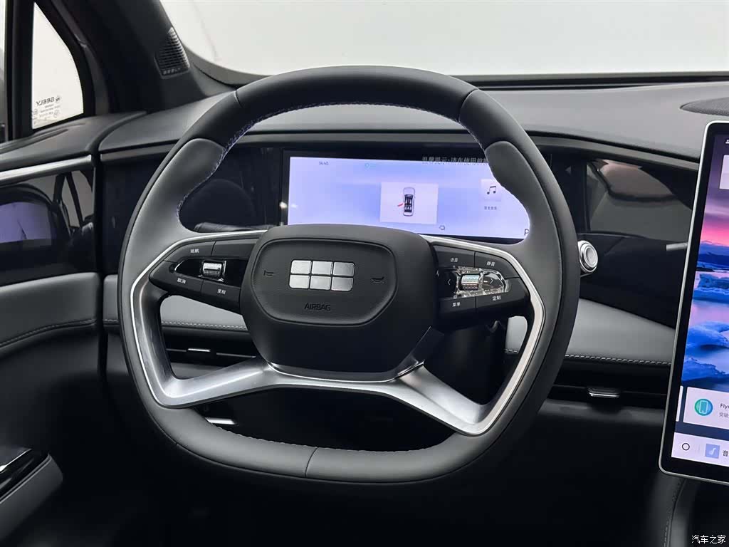 Geely Galaxy L7, 2025 12