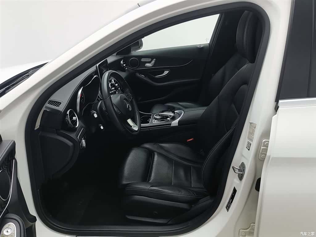 Mercedes-Benz C-Class, 2018 10