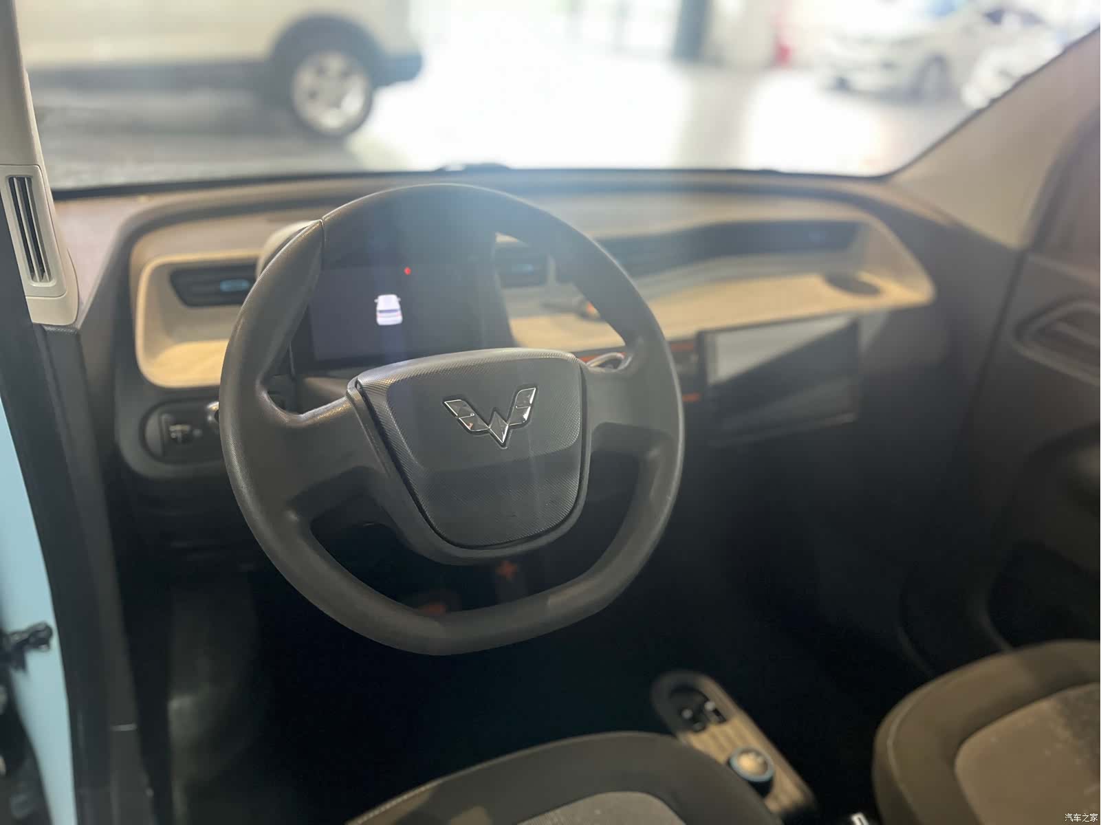 Wuling MINIEV, 2020 19