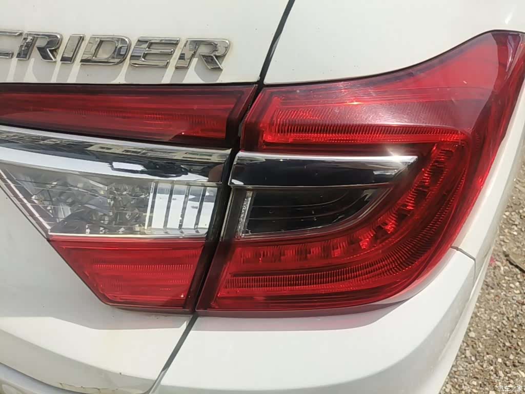 Honda Crider, 2015 8