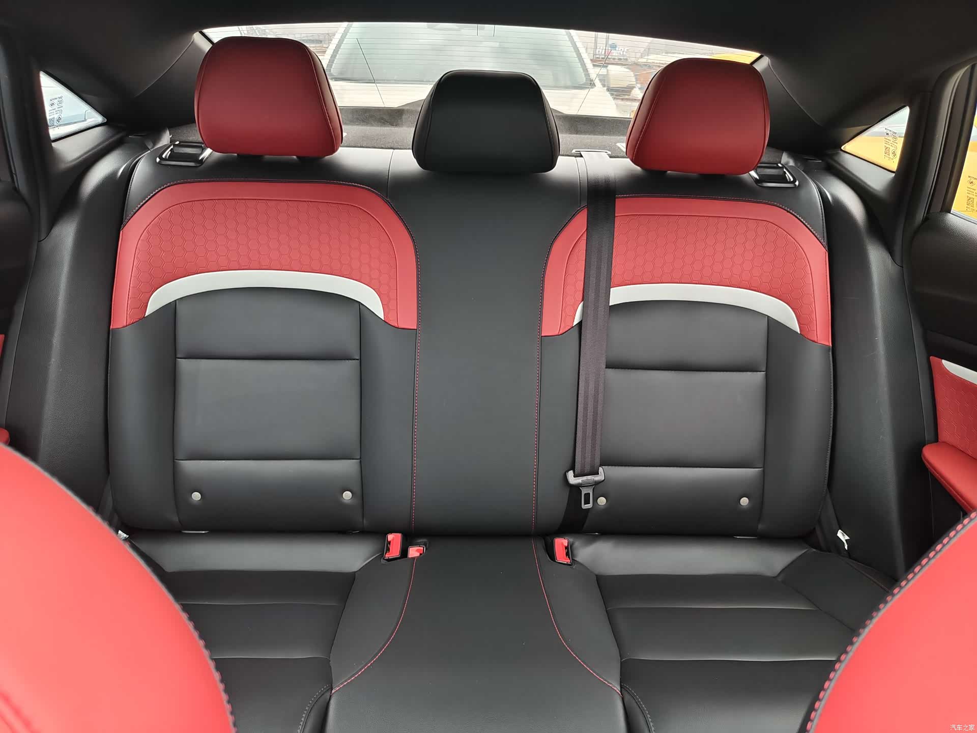 MG MG5, 2023 12