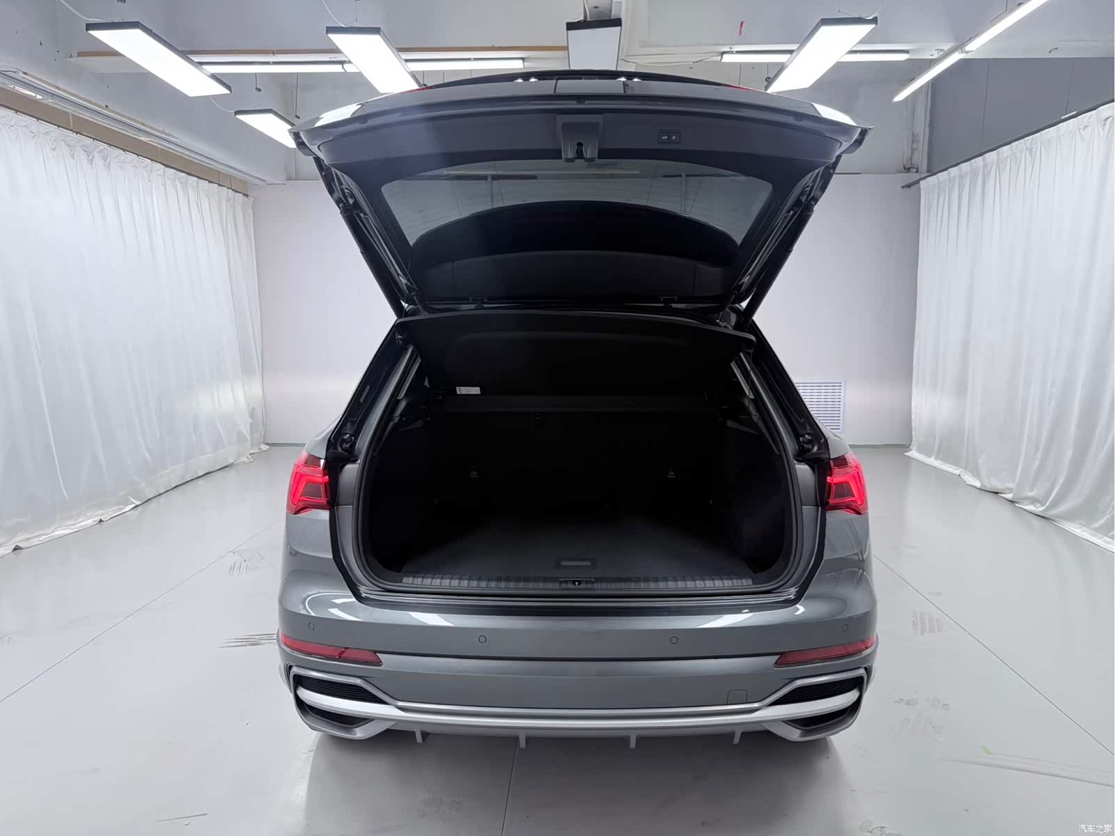 Audi Q3, 2022 16