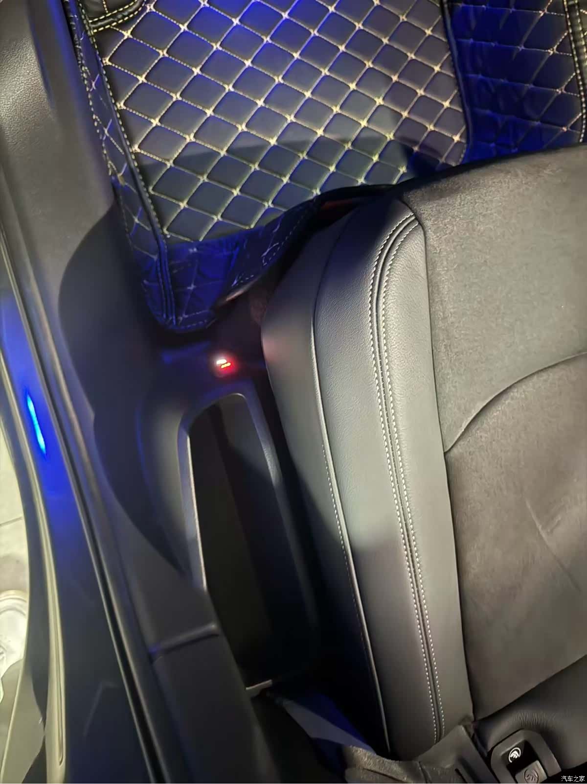 Audi Q3, 2023 12