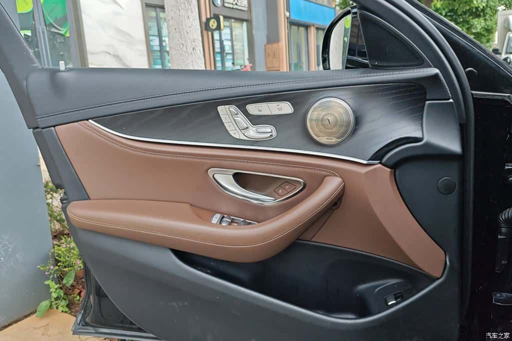 Mercedes-Benz E-Class, 2018 7