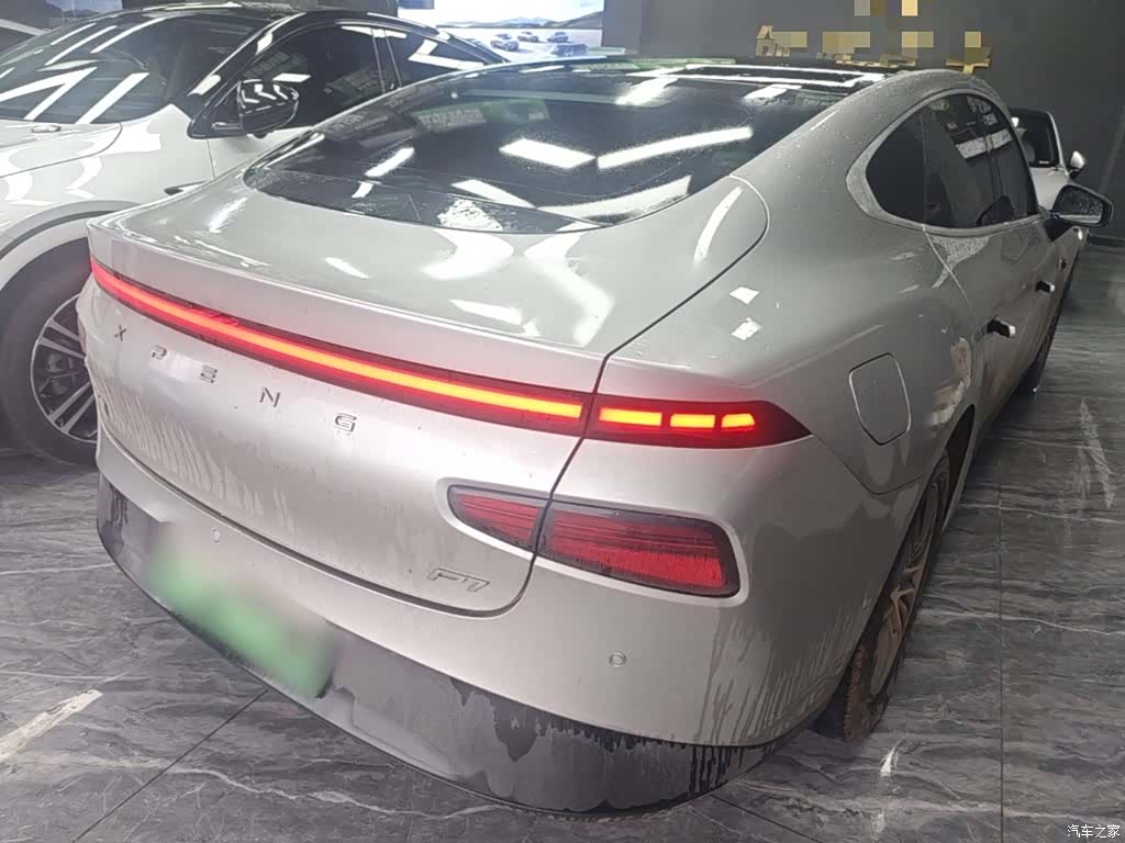 Xpeng P7, 2023 7