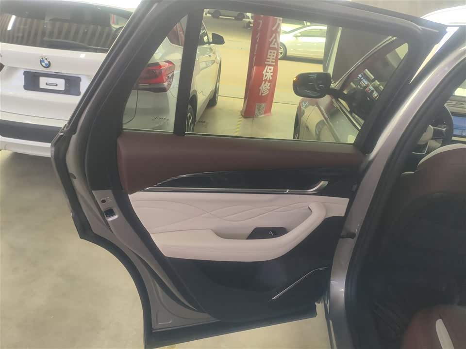Geely Monjaro