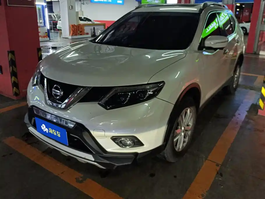 Nissan Qijun