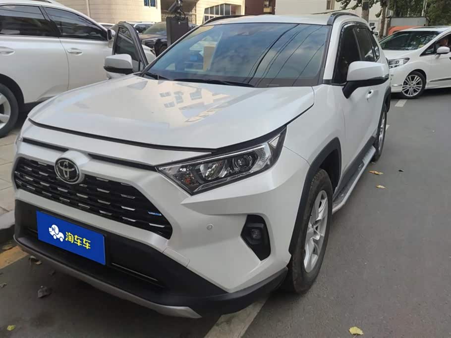 Toyota RAV4 Rongfang