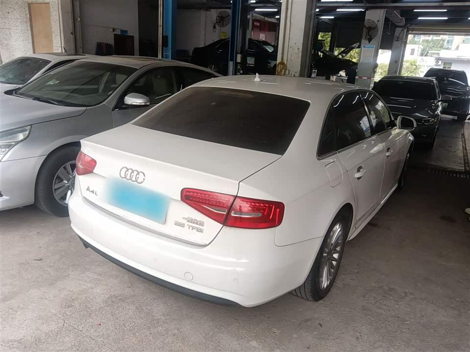 Audi A4L