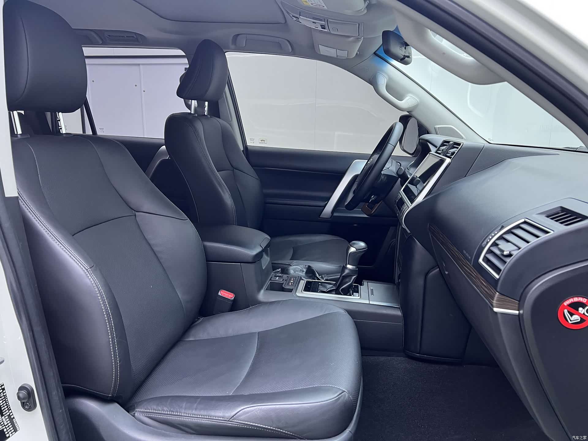 Toyota Prado, 2019 15