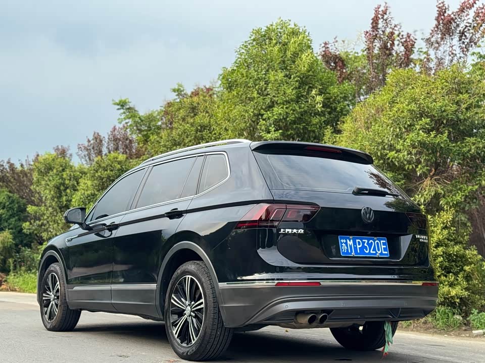 Volkswagen Tiguan L