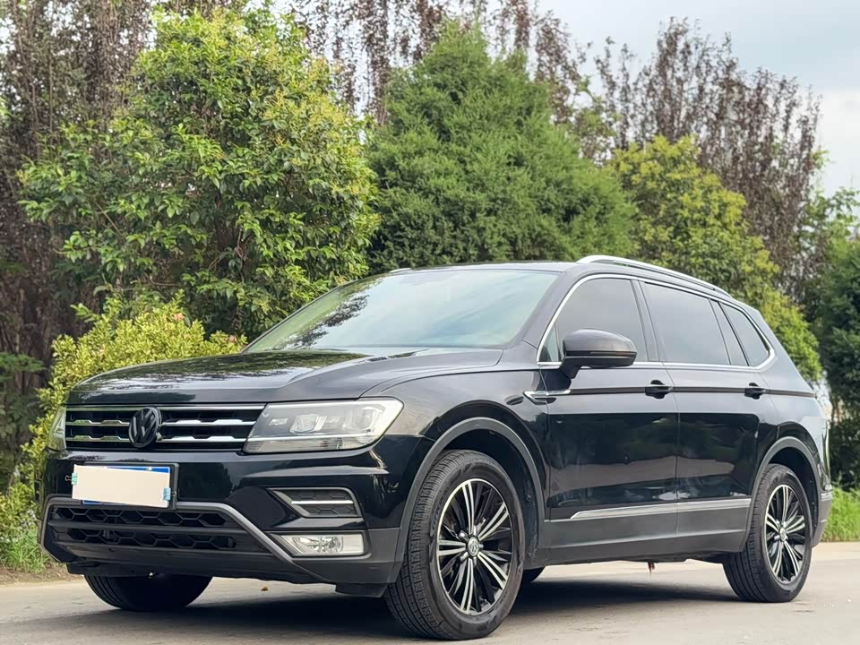 Volkswagen Tiguan L