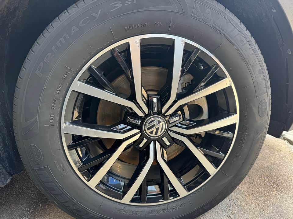 Volkswagen Tiguan L Volkswagen Tiguan L