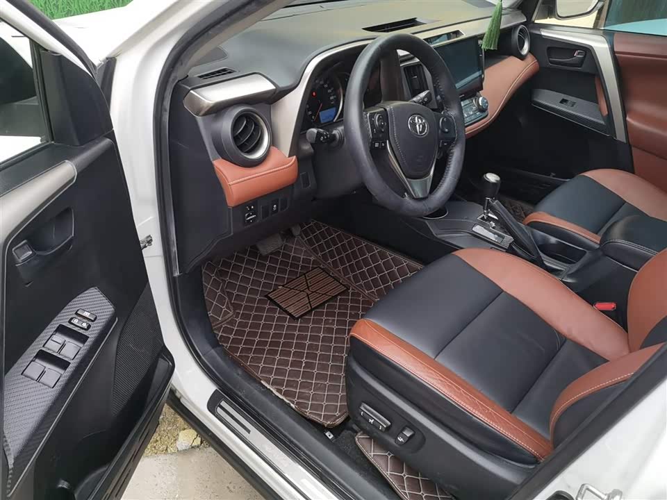 Toyota RAV4 Rongfang