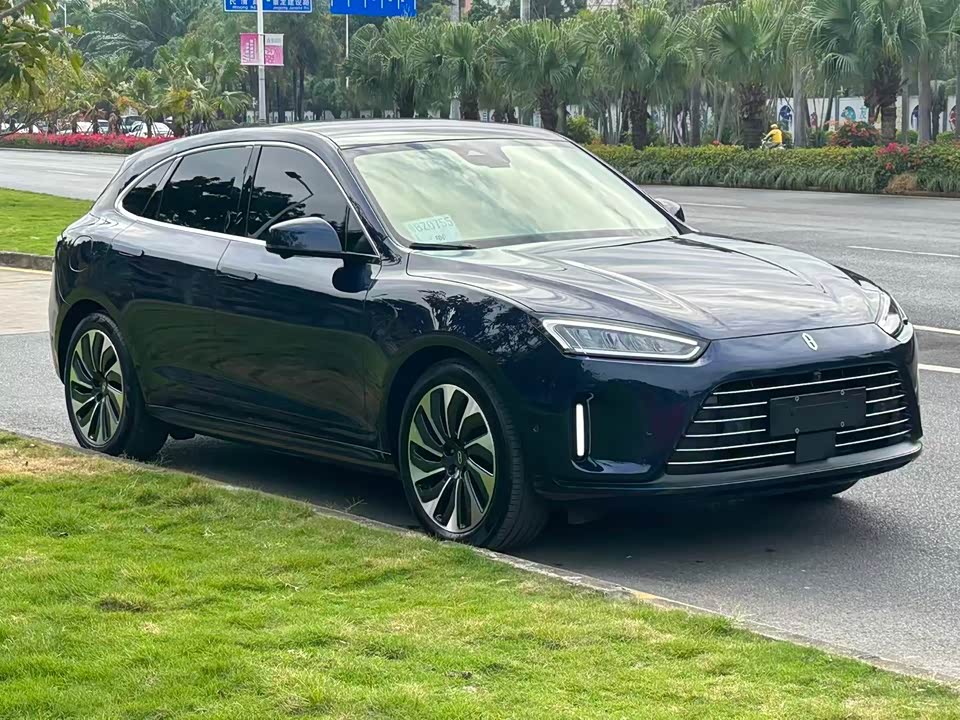 AITO Ask the world M5