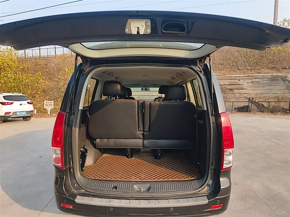 Forthing Popular CM7