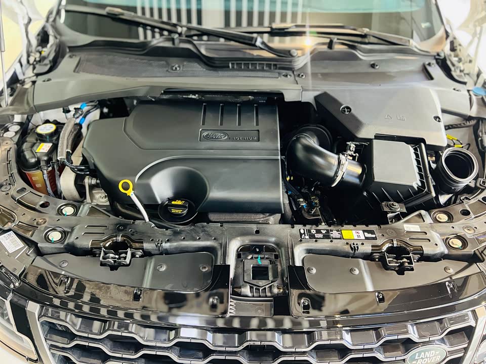 Land Rover Range Rover Aurora