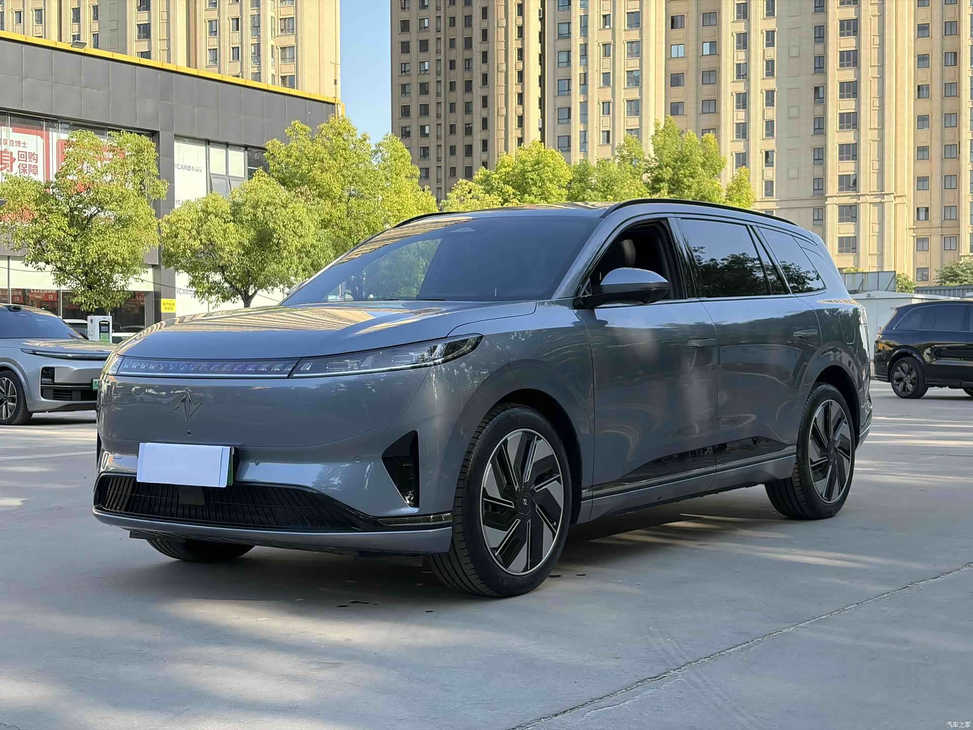 DongFeng eπ008, 2025 1