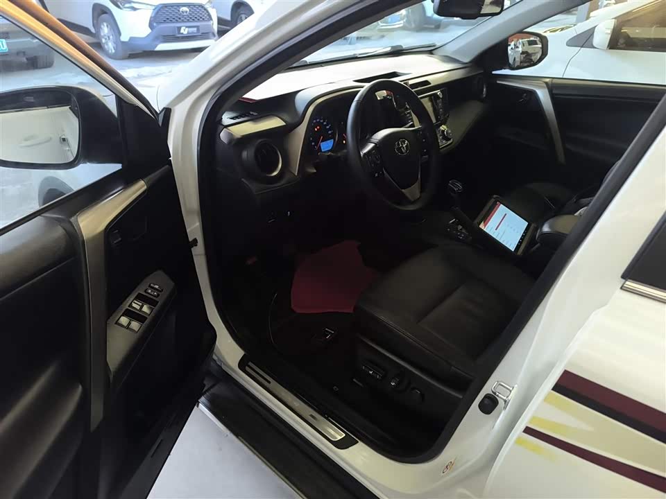 Toyota RAV4 Rongfang