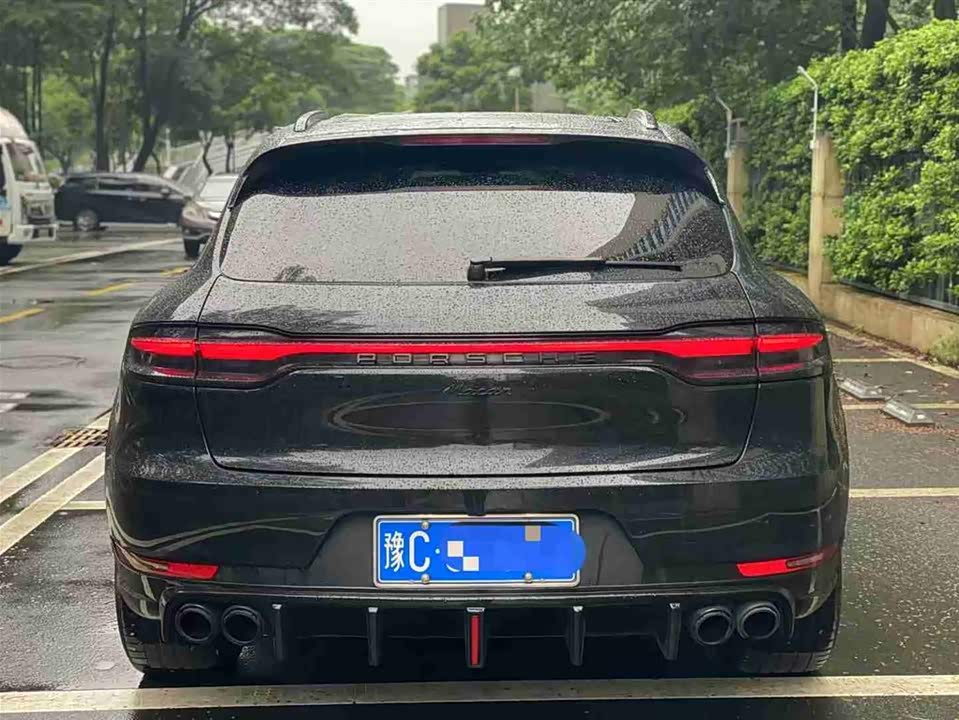 Porsche Macan