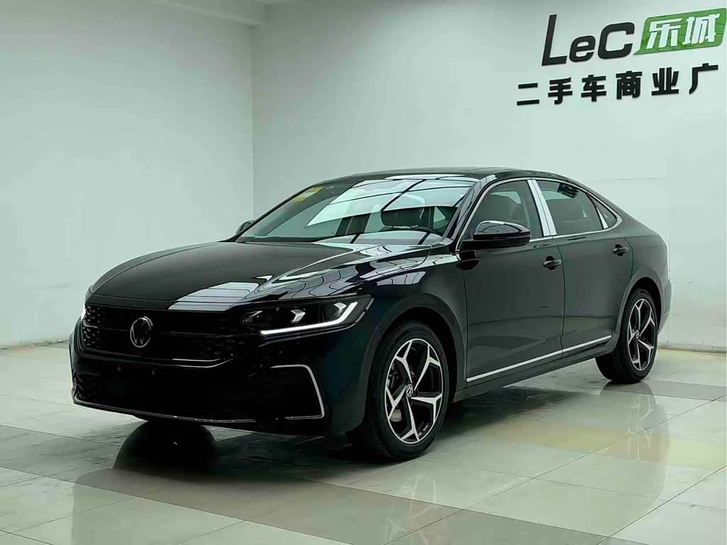 Volkswagen Passat 2026 380TSI