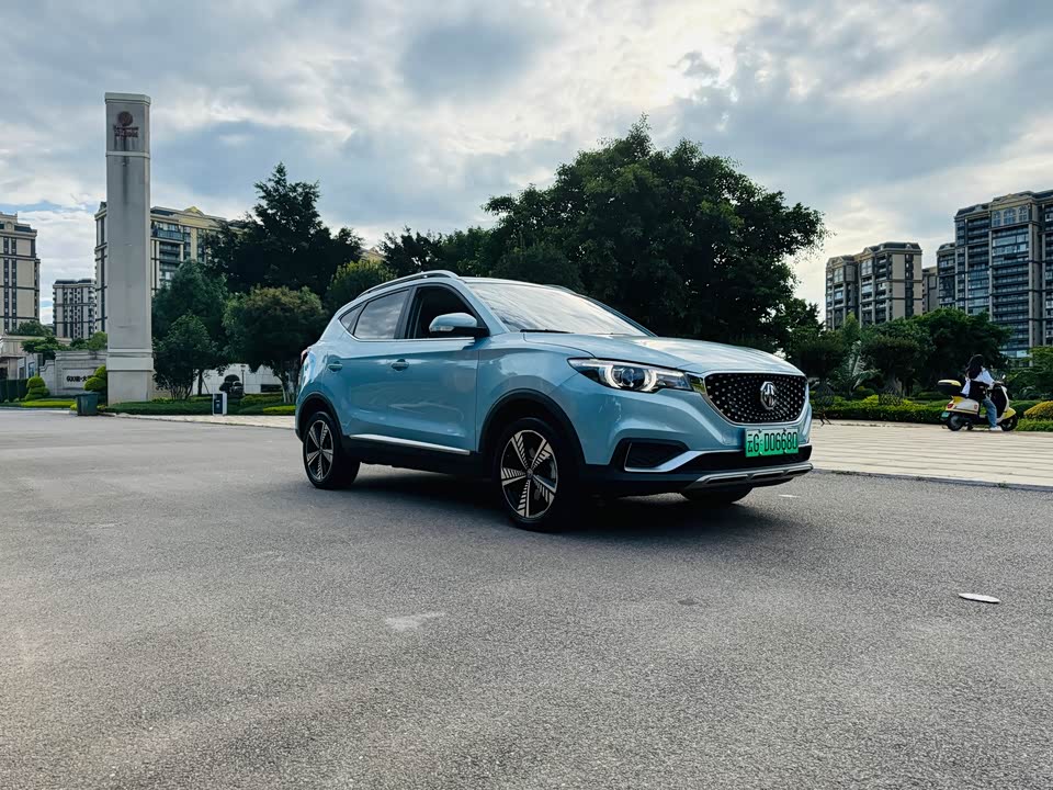 MG EZS pure electric