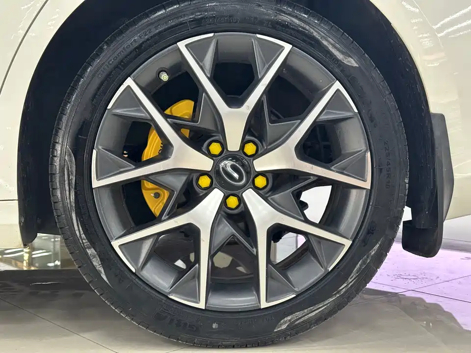 Trumpchi Shadow Leopard