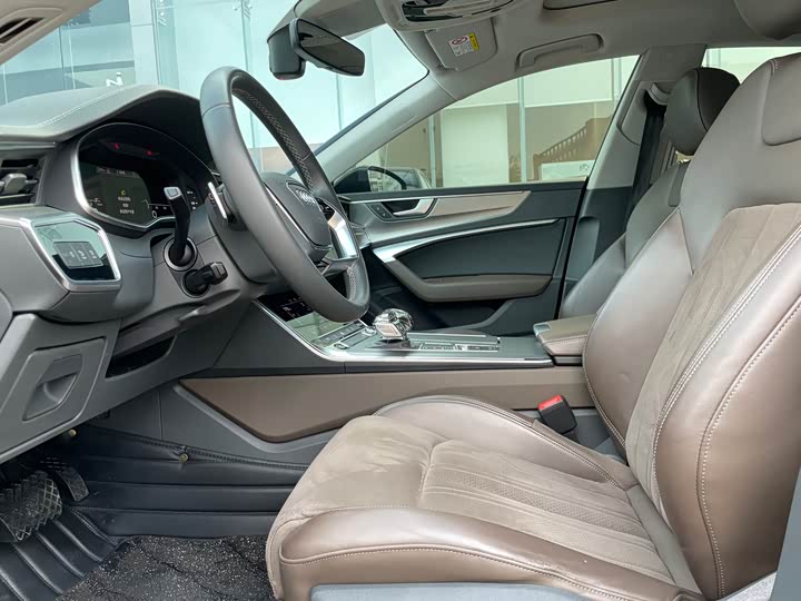 Audi A7L 2024 45TFSI S-line zhu meng xing liu jing tao zhuang