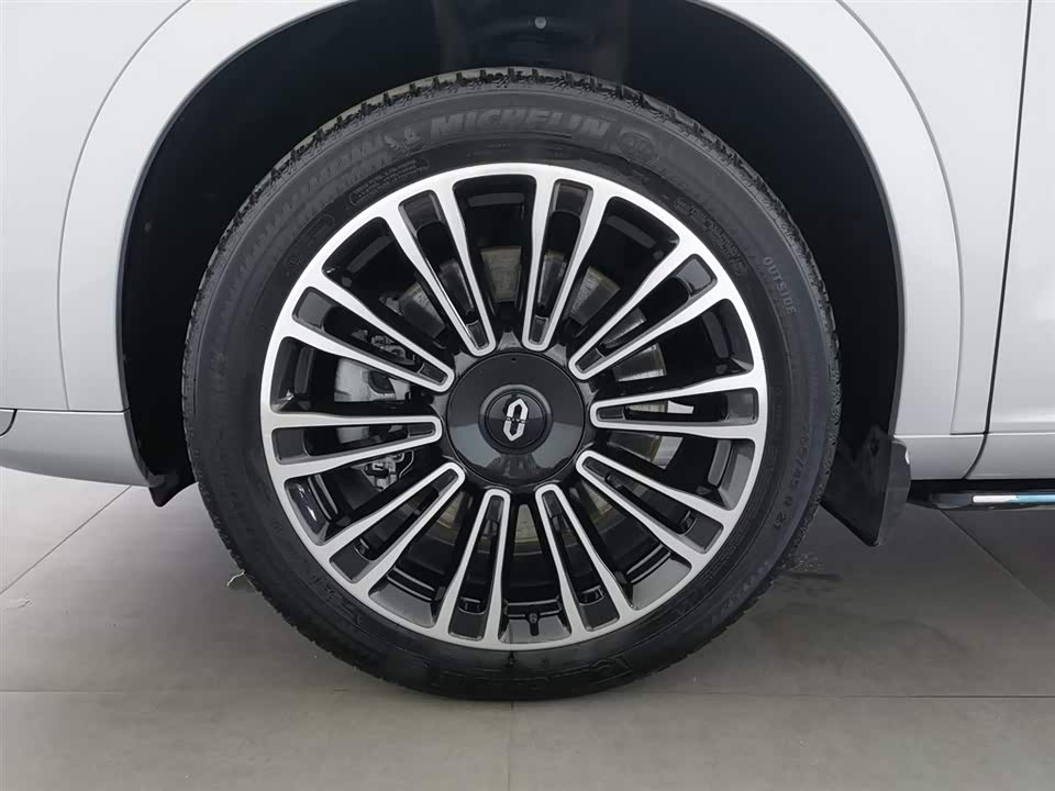 AITO Ask the world M7