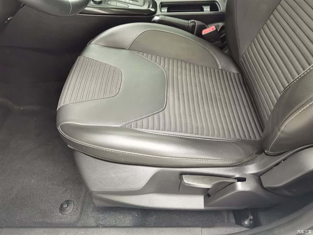 Ford Focus, 2018 20