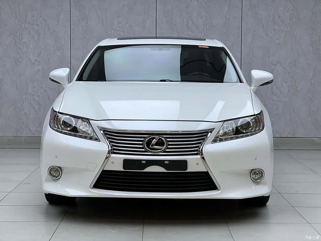 Lexus ES, 2014 2