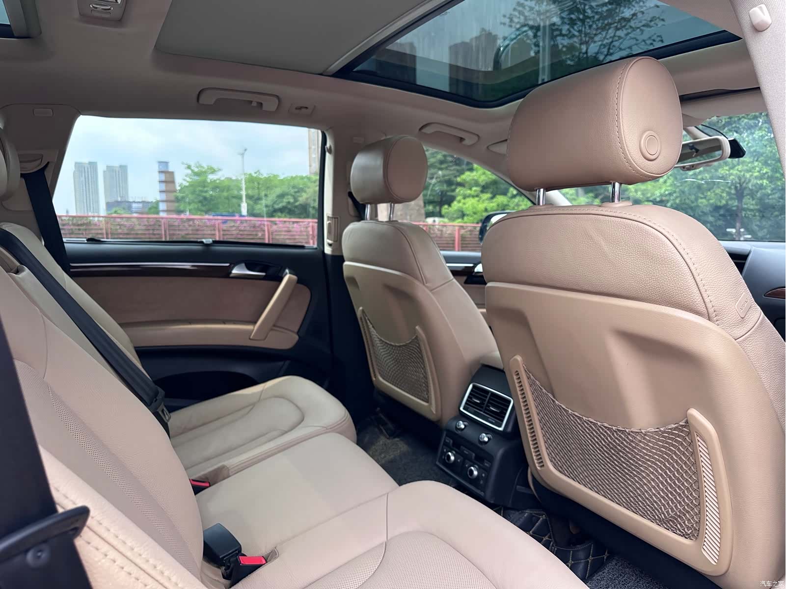 Audi Q7, 2012 8