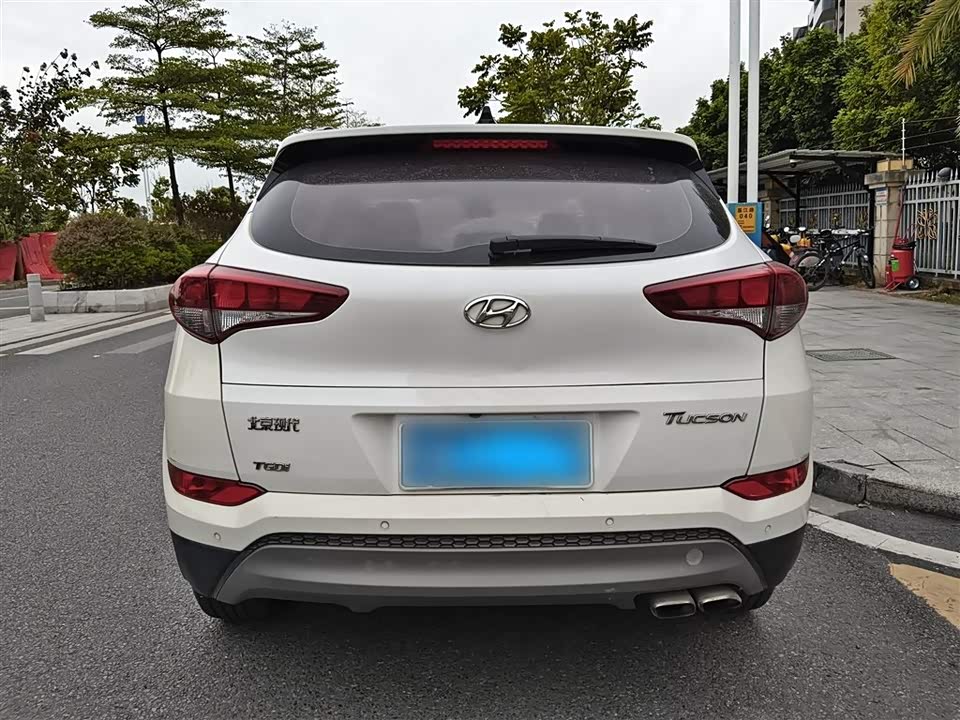 Hyundai Tucson