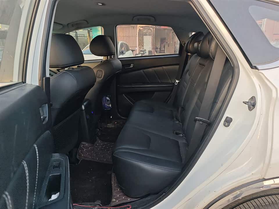 Luxgen Excellent 6 SUV