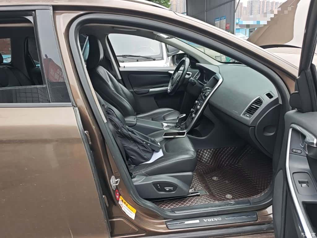 Volvo XC60, 2014 25