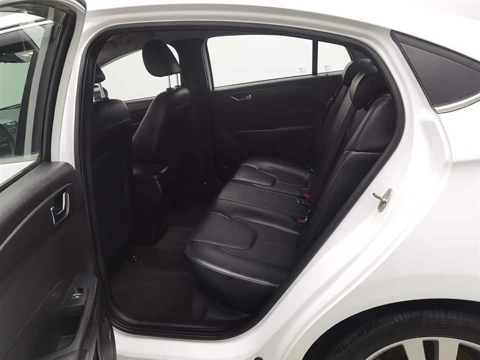 Chery Arrizo 5 Chery Arrizo 5